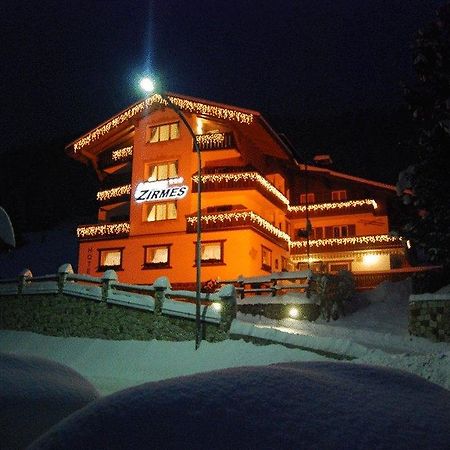 Hotel Zirmes Moena Luaran gambar