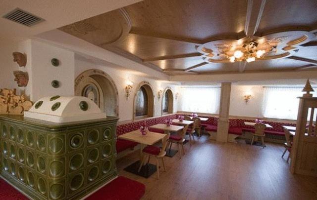 Hotel Zirmes Moena Luaran gambar