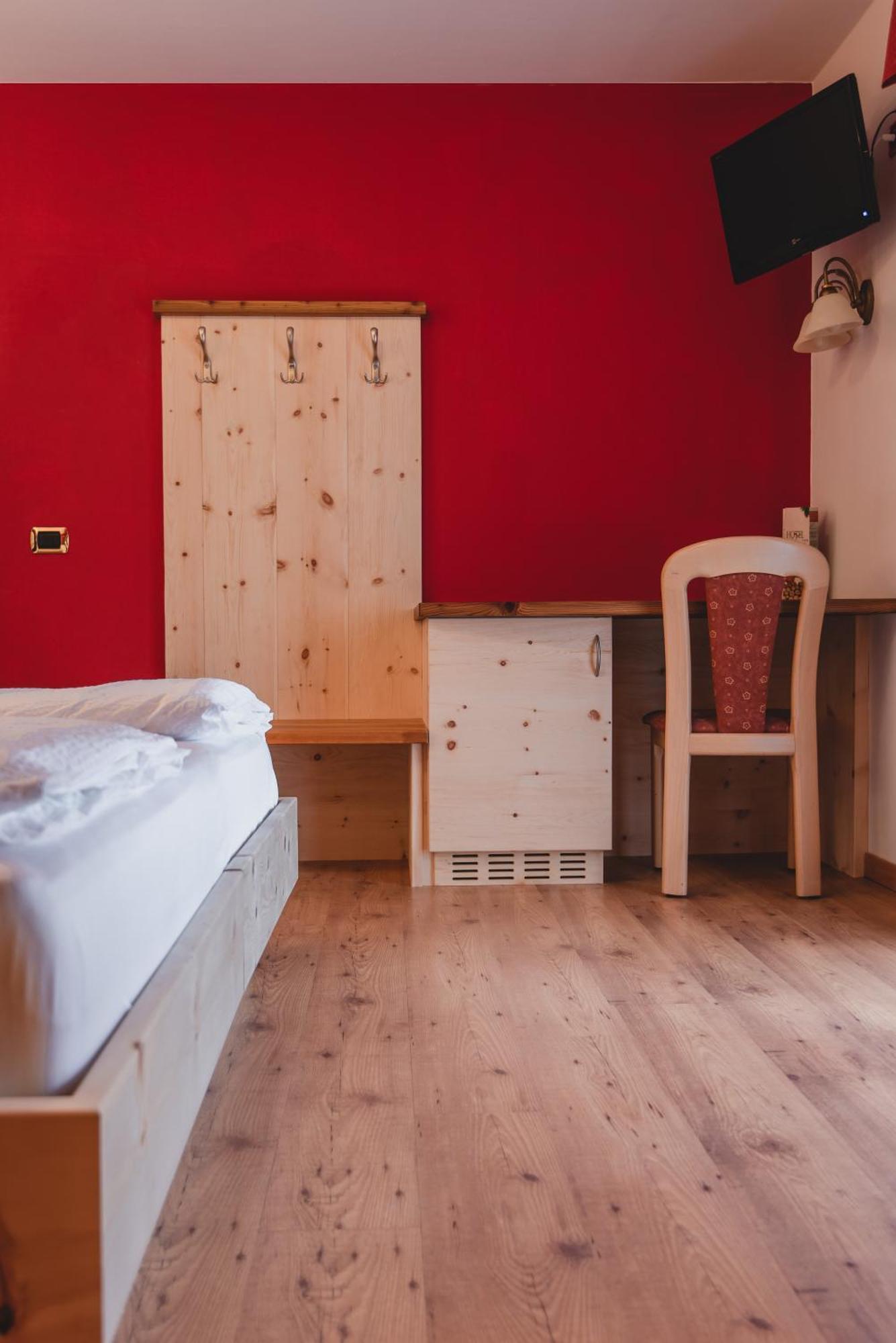 Hotel Zirmes Moena Luaran gambar