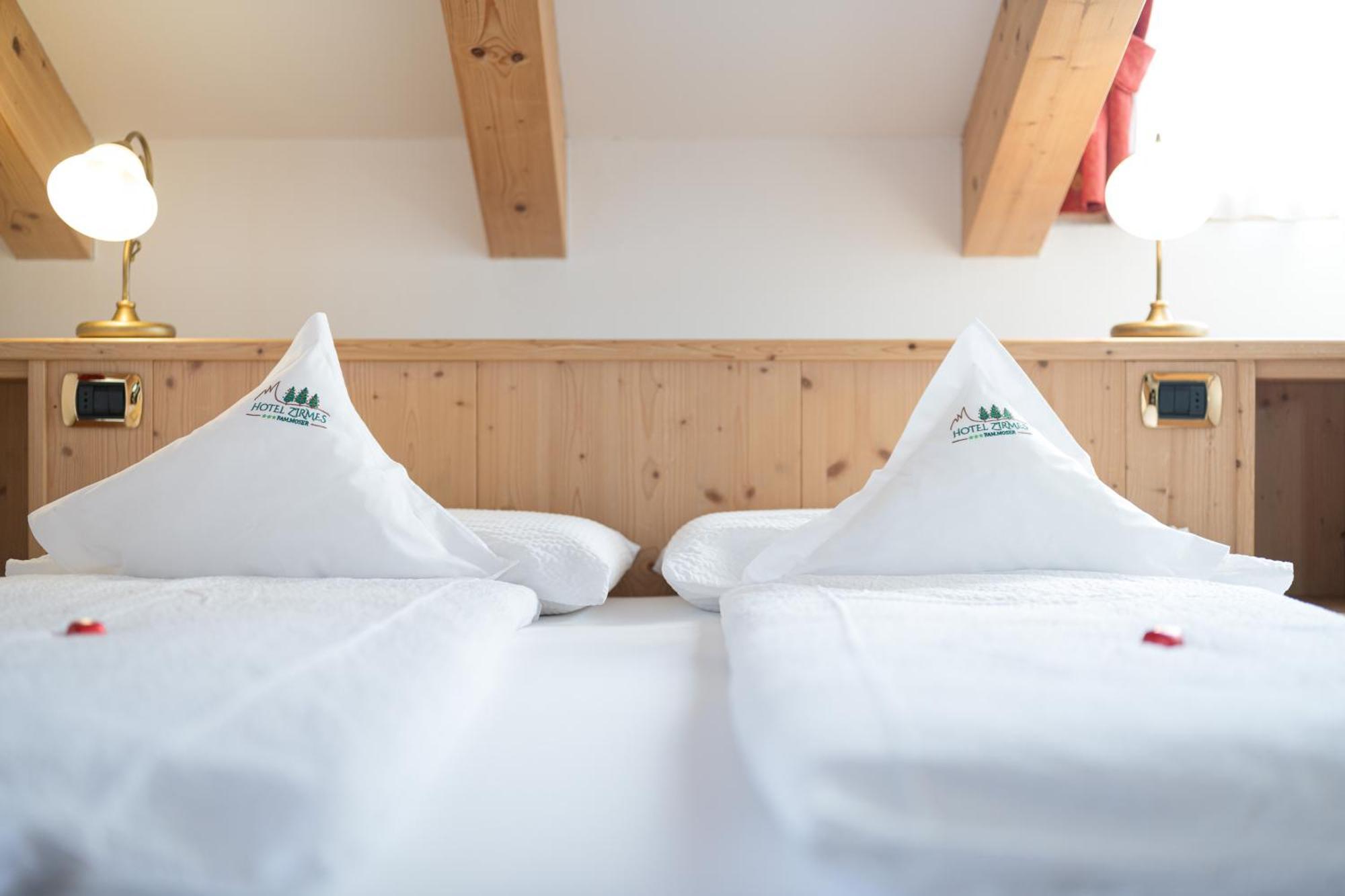 Hotel Zirmes Moena Luaran gambar