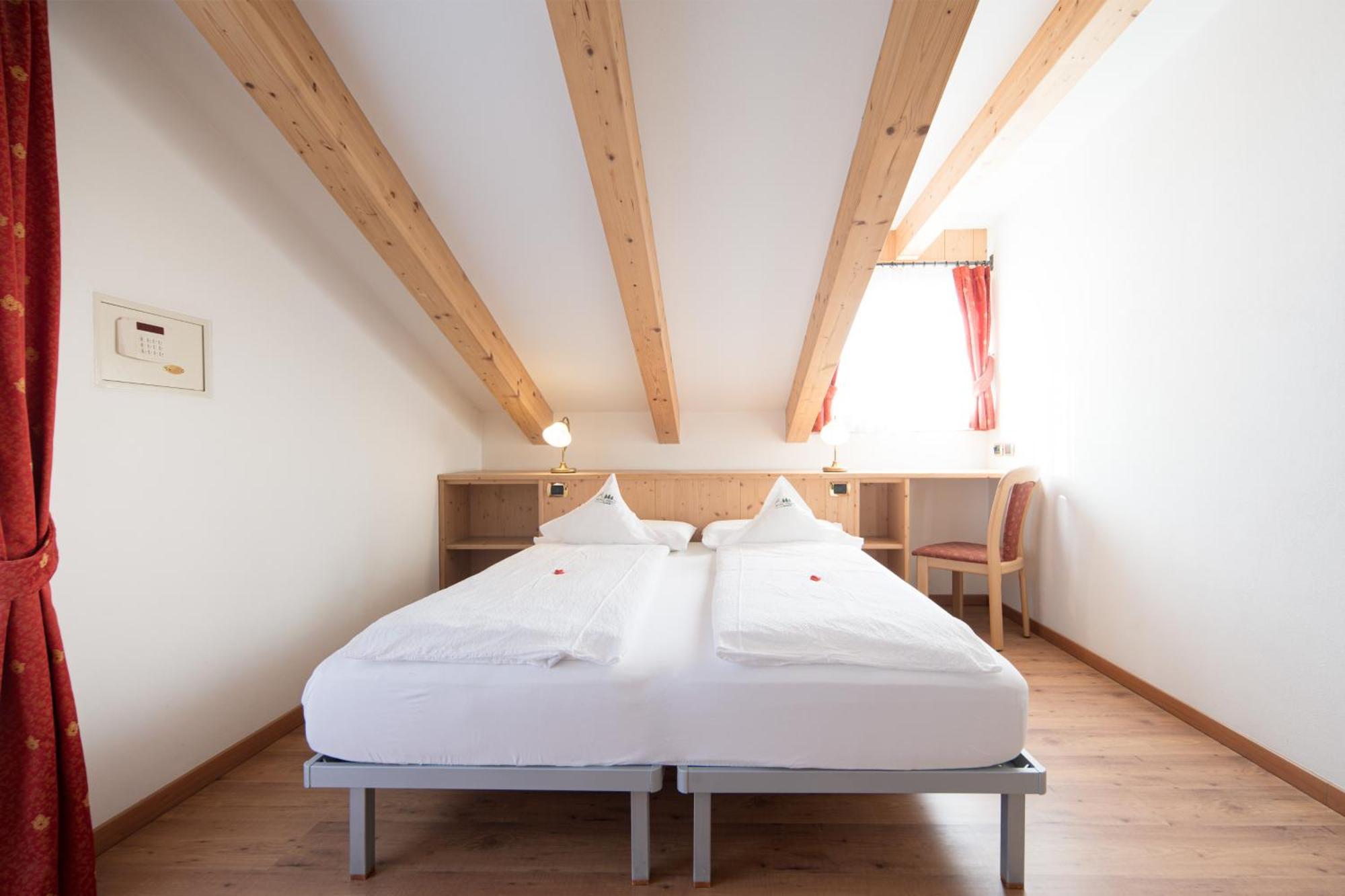 Hotel Zirmes Moena Luaran gambar