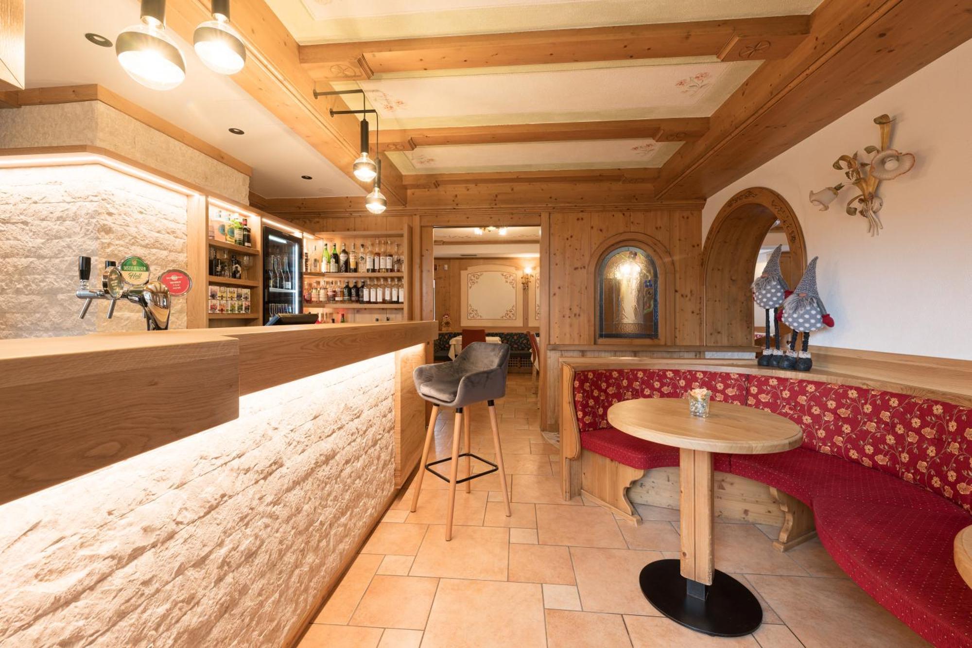 Hotel Zirmes Moena Luaran gambar