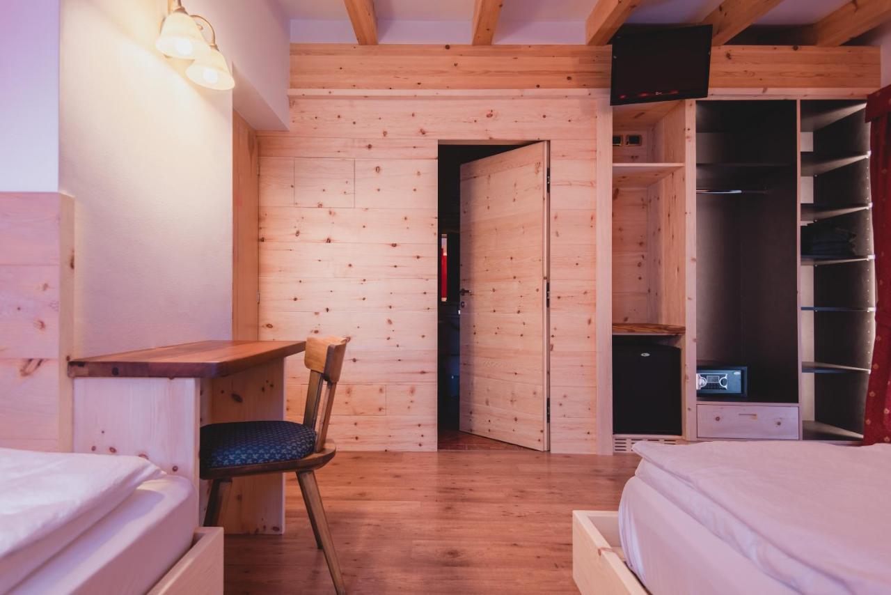 Hotel Zirmes Moena Luaran gambar