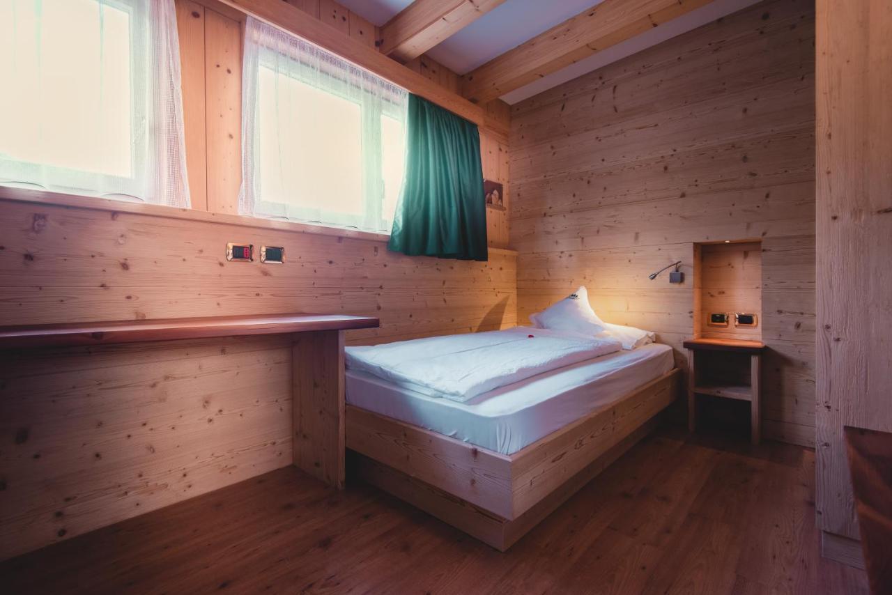 Hotel Zirmes Moena Luaran gambar